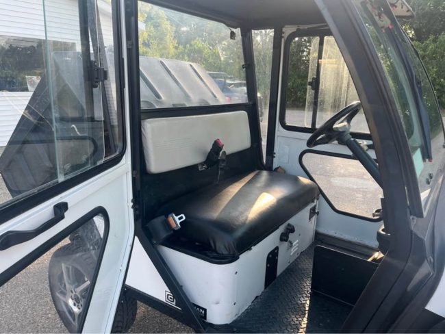 2016 Cushman Hauler Gas Golf Cart