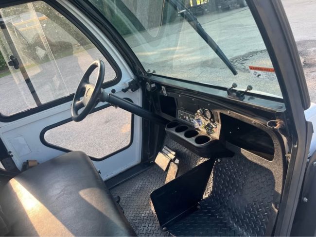 2016 Cushman Hauler Gas Golf Cart