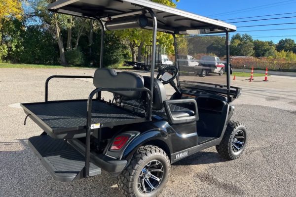 2020 Black Yamaha