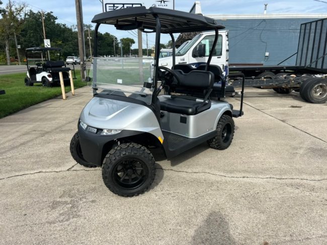 4516383B-B4A8-49A6-9C33-06CDA39ACCA0_1_105_c Silver E-Z-Go Cart