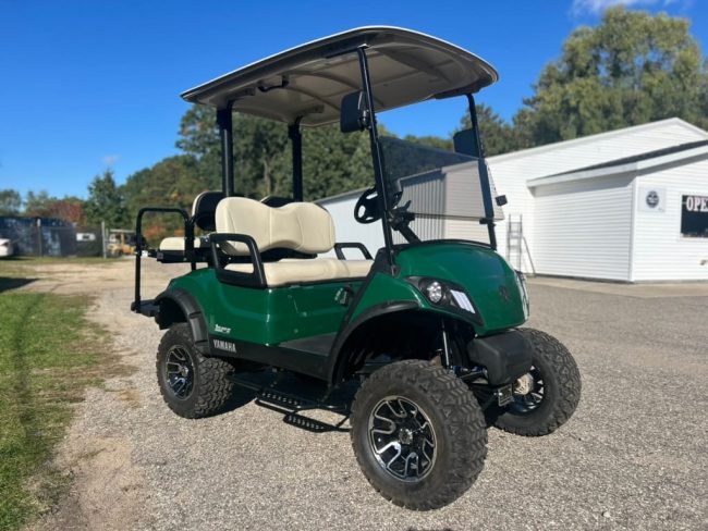Green Yamaha Cart