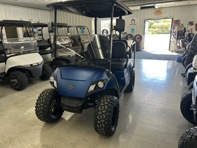 IMG_1820 Blue Yamaha Cart