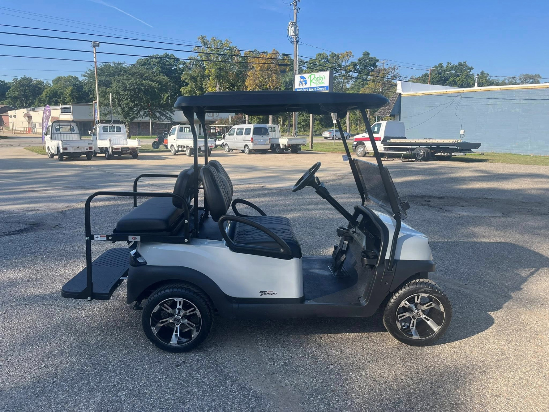 White Club Car